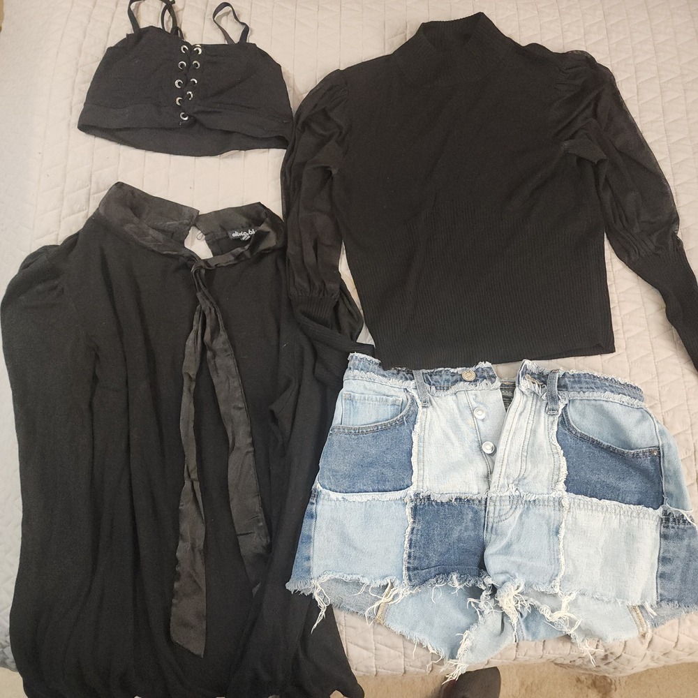 Resellers Women's Clothing Bundle 15 Items See Description for more information